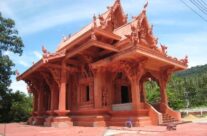 Wat Ratchathammaram или Красный храм на Самуи Таиланд