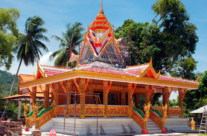 Храм Самрет (Wat Samret) на Самуи Таиланд